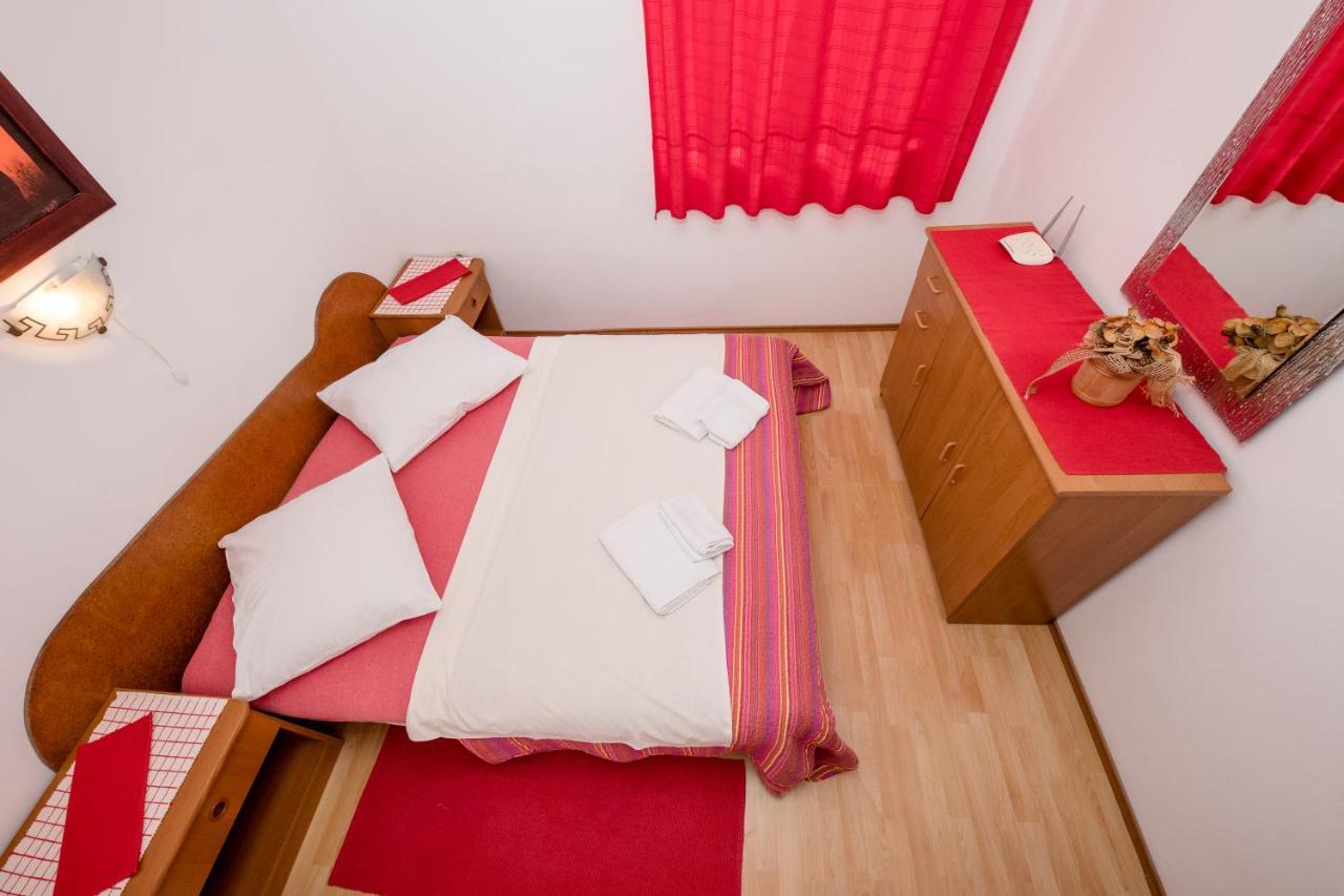 Apartments Scerbe 3103 Mundanije Екстер'єр фото