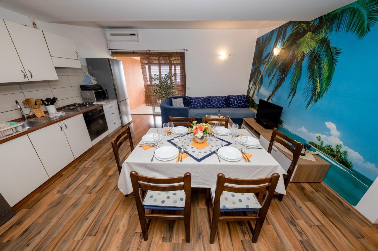 Apartments Scerbe 3103 Mundanije Екстер'єр фото