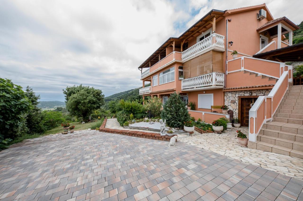 Apartments Scerbe 3103 Mundanije Екстер'єр фото