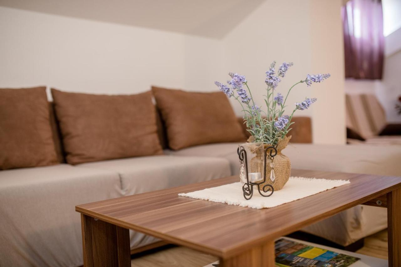 Apartments Scerbe 3103 Mundanije Екстер'єр фото