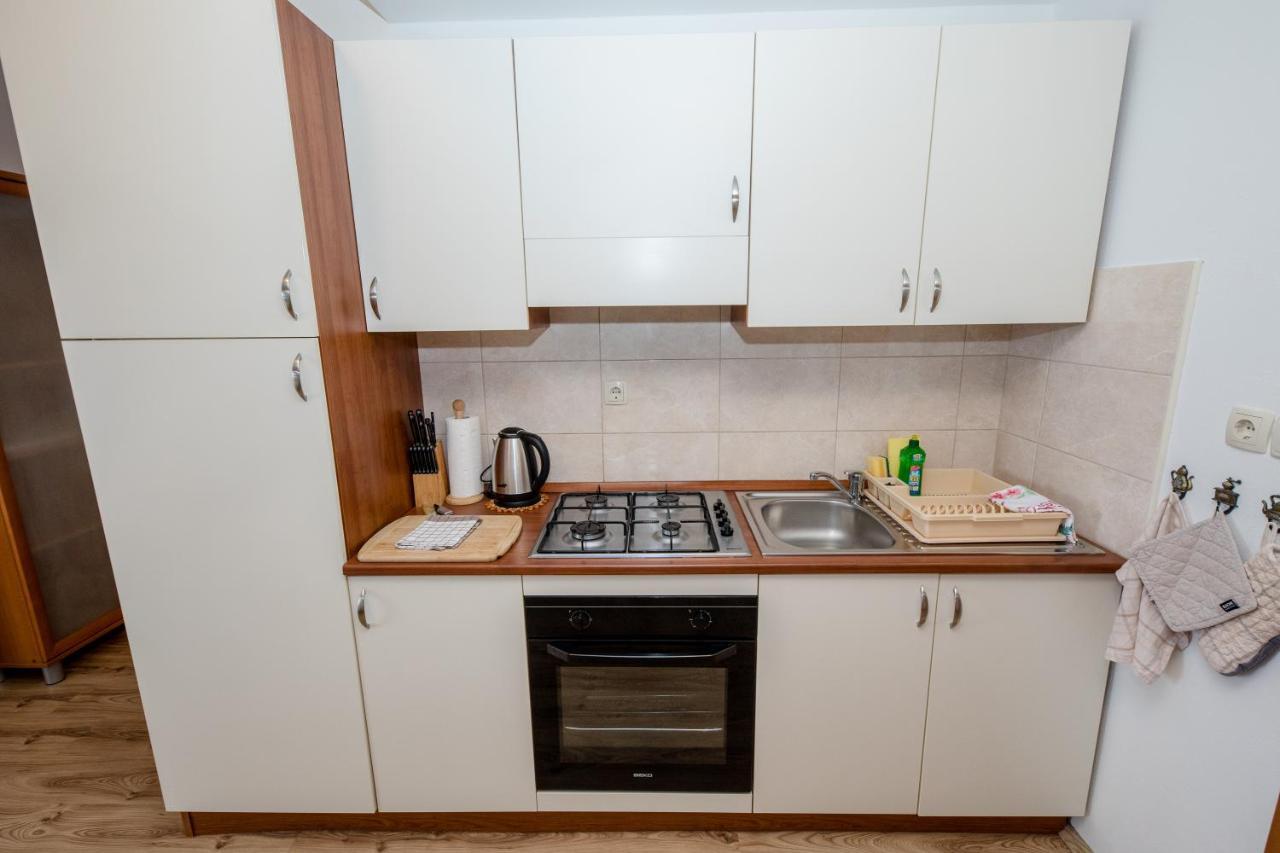 Apartments Scerbe 3103 Mundanije Екстер'єр фото